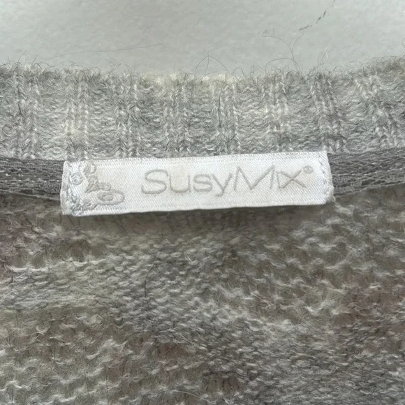 Susy Mx Grey floral sweater tunic, mohair wool blend, asymmetrical, size medium - Picture 2 of 8